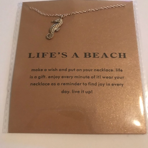 Brand New Life’s a Beach Seahorse Pendant Necklace - Picture 5 of 7